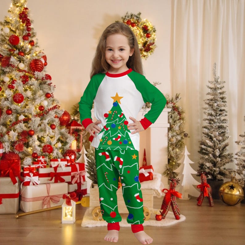 Matching Family Christmas Tree Pajamas Set Green White Holiday Pjs Sleepwear For Men Women Kids Cozy Xmas Outfit For Family Photos 1763020976823.jpg