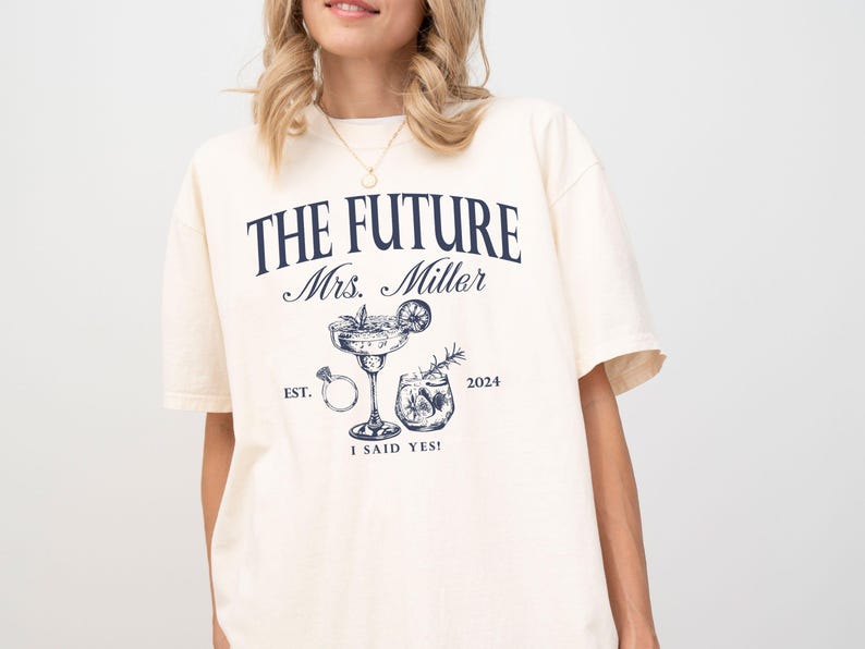 Future Mrs Shirt and Sweatshirt, Custom Bride Shirt, Engagement Gift, Bride to Be Gift, Fiance Gift For Her, Engaged Shirt, Engagement Party