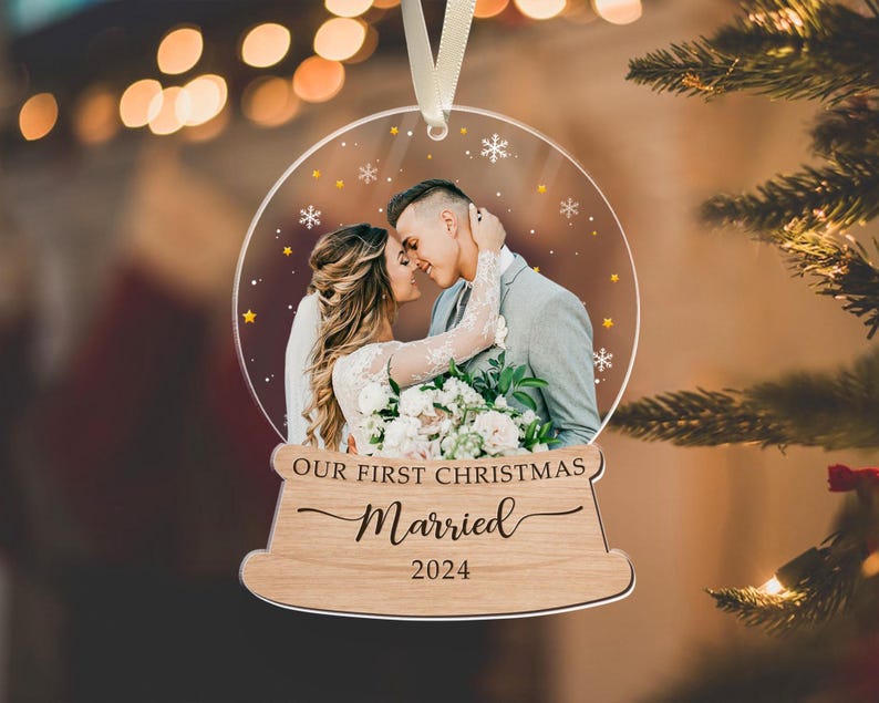 First Christmas Married Ornament, Personalized Couple Ornament, Just Married Christmas Ornaments, Custom Photo Ornament, Custom Couple Gifts