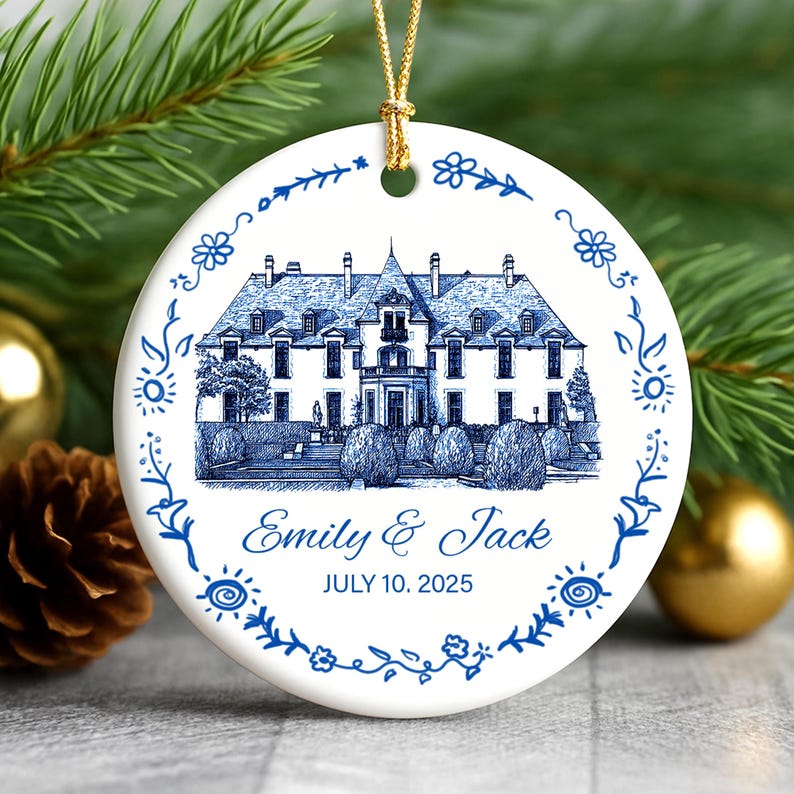 Personalized Wedding Venue Ornament,First Christmas Married Ornament,Couple Name Date Keepsake,Couple Gift,Gift for Newlyweds,Gift for Bride