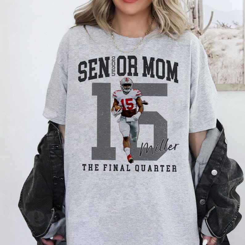 Senior Football Mom Shirt, Personalized Football Mom Shirt, Custom 2026 Senior Football Mom Gift, Game Day T-shirt, Custom Football Shirt