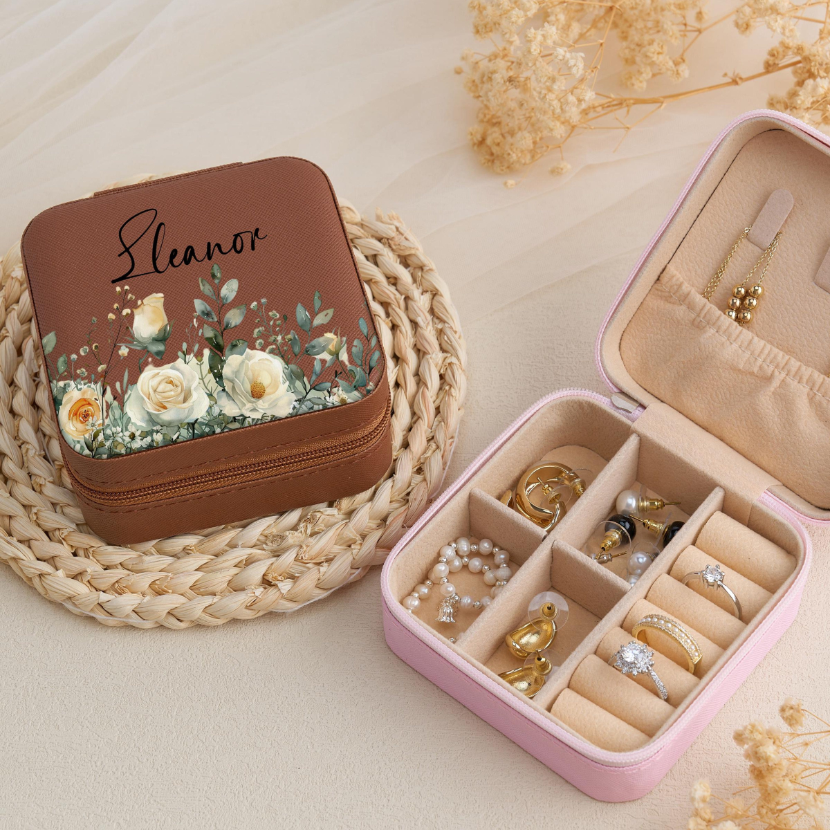 Personalized Floral Travel Jewelry Case, Custom Name Jewelry Box for Bridesmaid Proposal, Elegant Wedding Gift Box for Bride & Maid of Honor 1094c22c-10e3-4717-a43a-5bae89ee8642-6.png