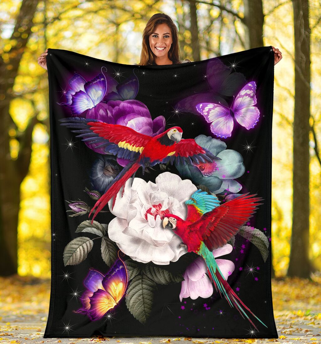 Black And Red Fleece Blanket - Quilt Blanket Macca Parrot 1598332075596.jpg