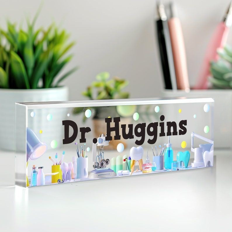 Personalized Dental Name Plate, Dentist Medical Physician Desk Name Plate, Dentist Graduation Gift Orthodontist Desk Decor Dental Decor