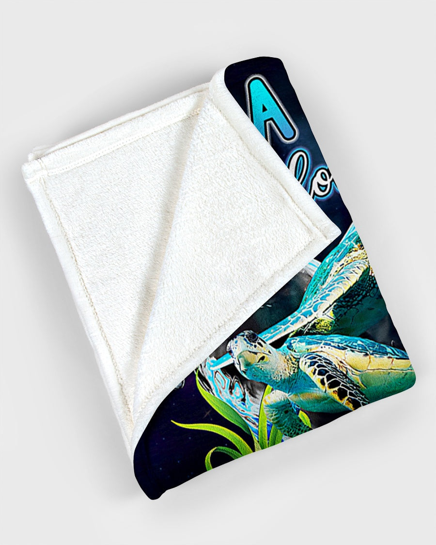 Just A Girl Who Love Beaches And Turtles Fleece Blanket - Quilt Blanket | Gift For Turtles Lover 1608135411717.jpg