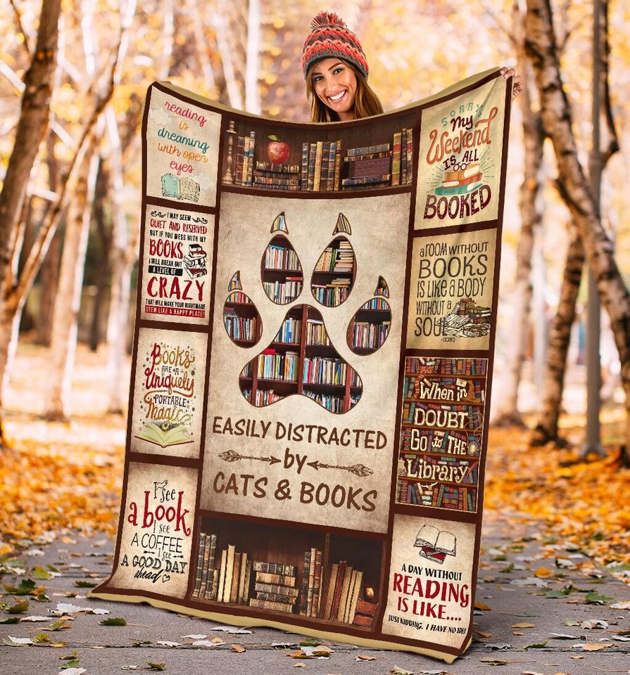 Easily Distracted By Cats & Books Fleece Blanket - Quilt Blanket 1608136065973.jpg
