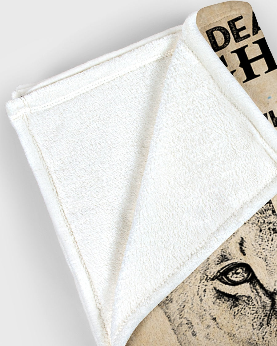 To My Daughter Straighten Your Crown Fleece Blanket - Quilt Blanket Gift For Daughter Gift From Dad To Daughter Home Decor Bedding Couch Sofa Soft And Comfy Cozy 1614530114968.jpg