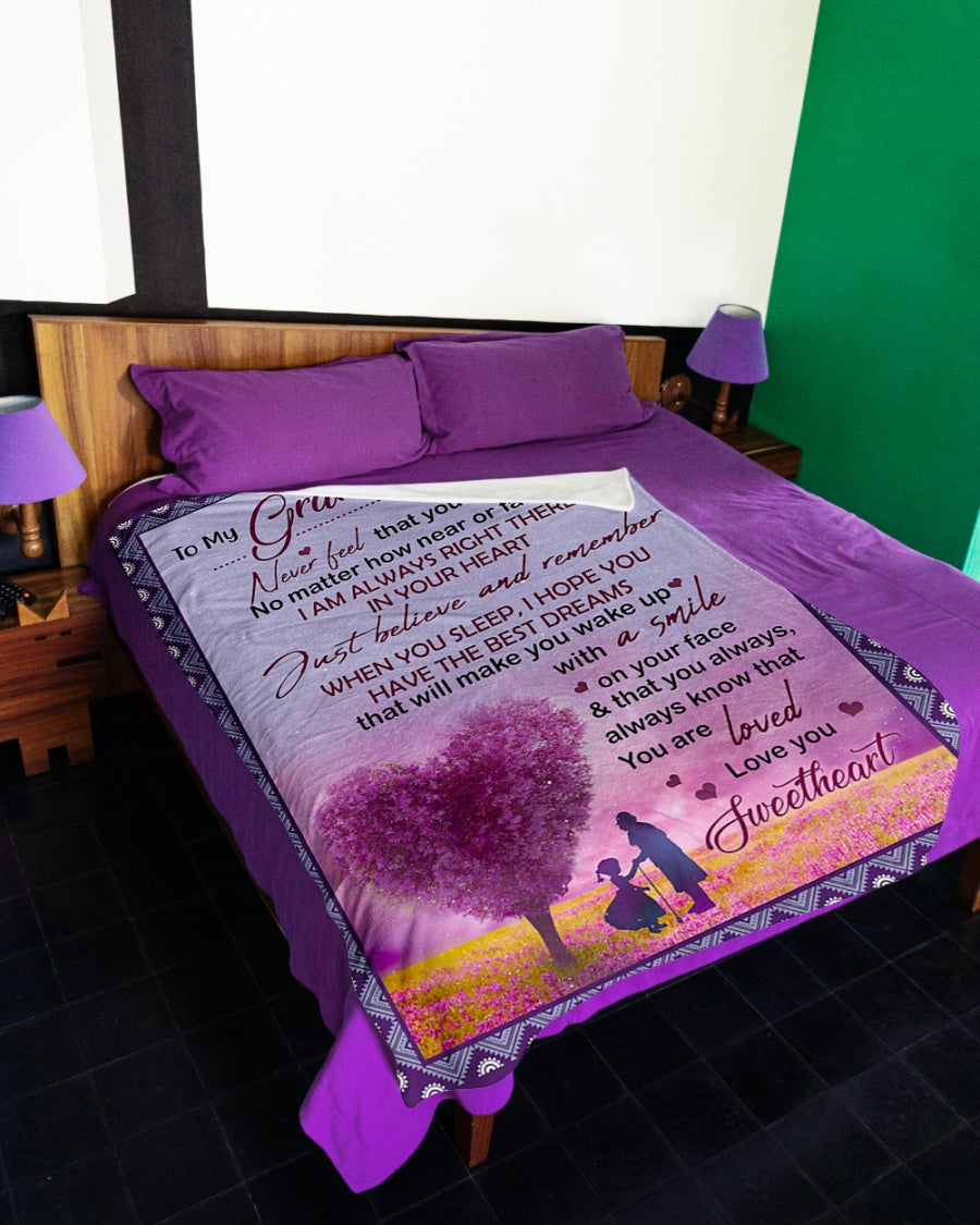 Gift For Granddaughter Blanket,  Grandma Grandpa To My Granddaughter Never Feel That You Are Alone Fleece Blanket 1614612726015.jpg