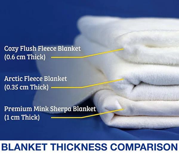 Nana Just Hold It Really Tight We Love You Blanket - Grandma Christmas Gift 1625541918728.jpg