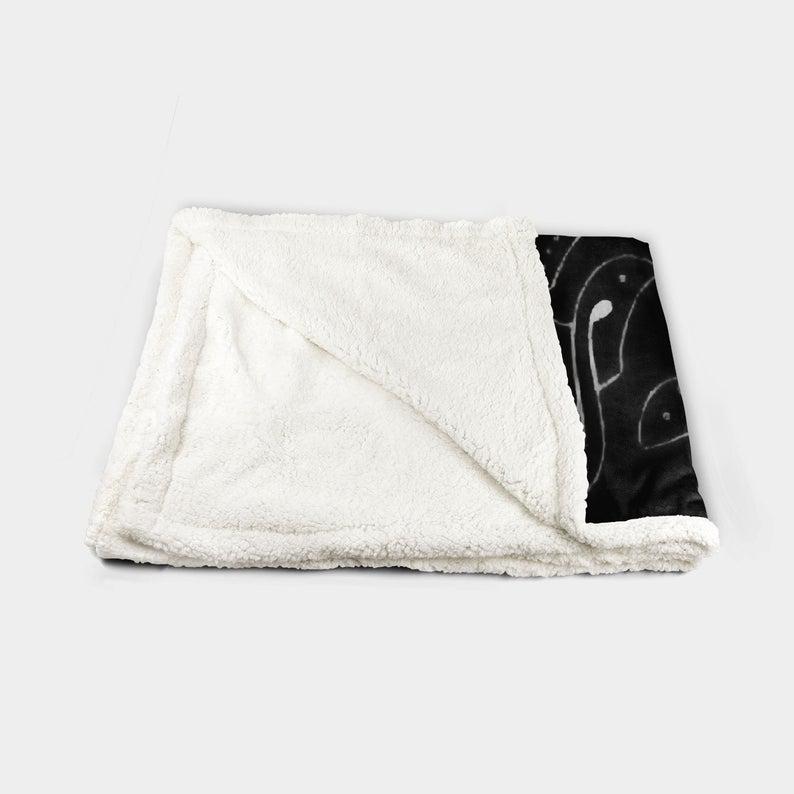 Viking Axe Blanket, Viking Norse Quilt, Viking Fleece Bedding Blanket, Gift For Dad, Gift For Brother, Viking Ruins Pattern Throw Blanket 1628216212052.jpg