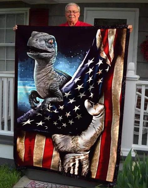 Dinosaur Fleece Blanket 1628561762076.jpg