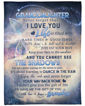 To My Granddaughter Love And Kisses From Grandma Never Forget That I Love You Blanket Gift For Family Home Decor Bedding Couch Sofa Soft And Comfy Cozy 1629190511556.jpg