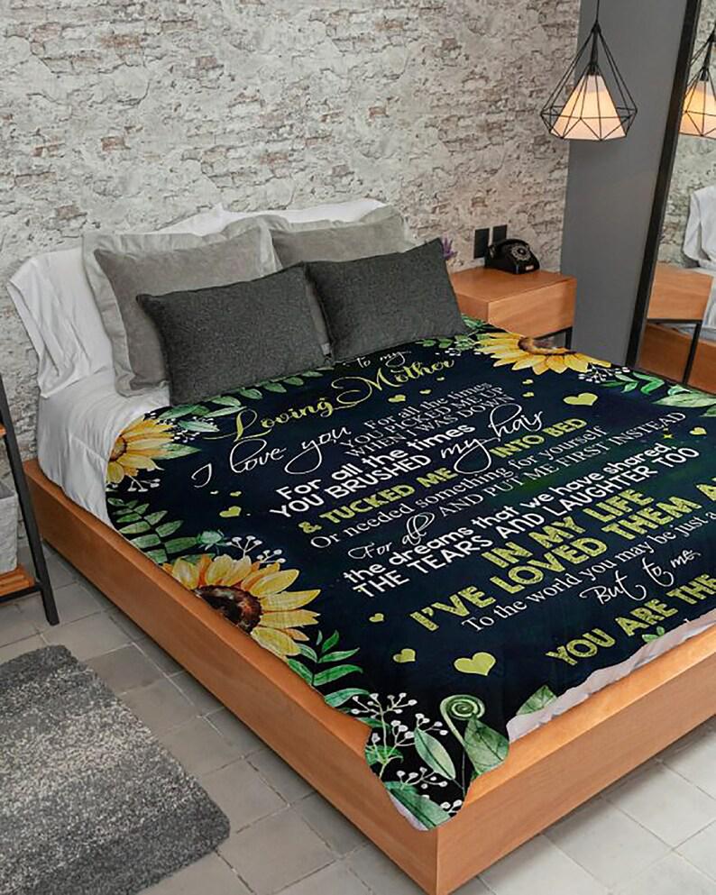 To My Mom Blanket,cozy Premium You Are The World Fleece Blanket,mother's Day,birthday,christmas,gift For Mom Family Home Decor Bedding Couch Sofa Soft And Comfy Cozy 1629688839402.jpg