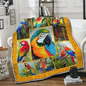 Parrot Fleece Blanket  1629773099622.jpg