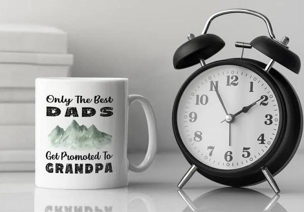 Best Dads Get Promoted To Grandpa Mug, Future Grandpa Mug, Soon To Be Grandpa, New Grandpa Cup 1630723426438.jpg