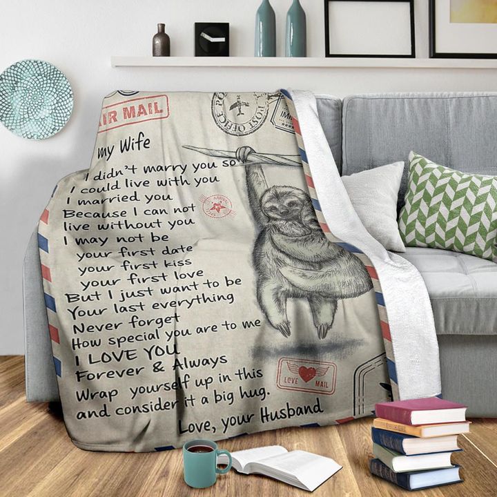 Sloth Couple To My Wife Fleece Blanket Love Letter For Wife For Sloth Lovers Gift Home Decor Bedding Couch Sofa Soft And Comfy Cozy 1631182201580.jpg