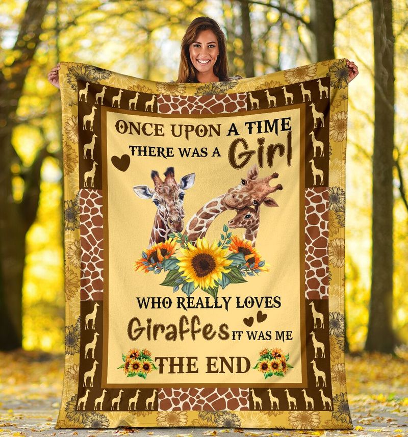 Once Upon A Time There Was A Girl Who Really Loves Giraffes Blanket Gift For Giraffe Birthday Gift Lovers Home Decor Bedding Couch Sofa Soft And Comfy Cozy 1637573102894.jpg