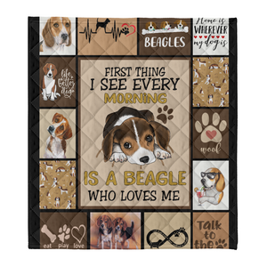 First Thing I See Every Morning Is A Beagle Who Loves Me Fleece Blanket Gift For Dog Lovers Home Decor Bedding Couch Sofa Soft And Comfy Cozy 1641444388414.png