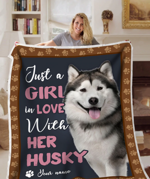 Personalized Just A Girl In Love With Her Husky Blanket Gift For Dog Lovers, Gift For Her Wife Mom Grandma Daughter Girlfriend Birthday Gift Home Decor Bedding Couch Sofa Soft 1648871902207.png