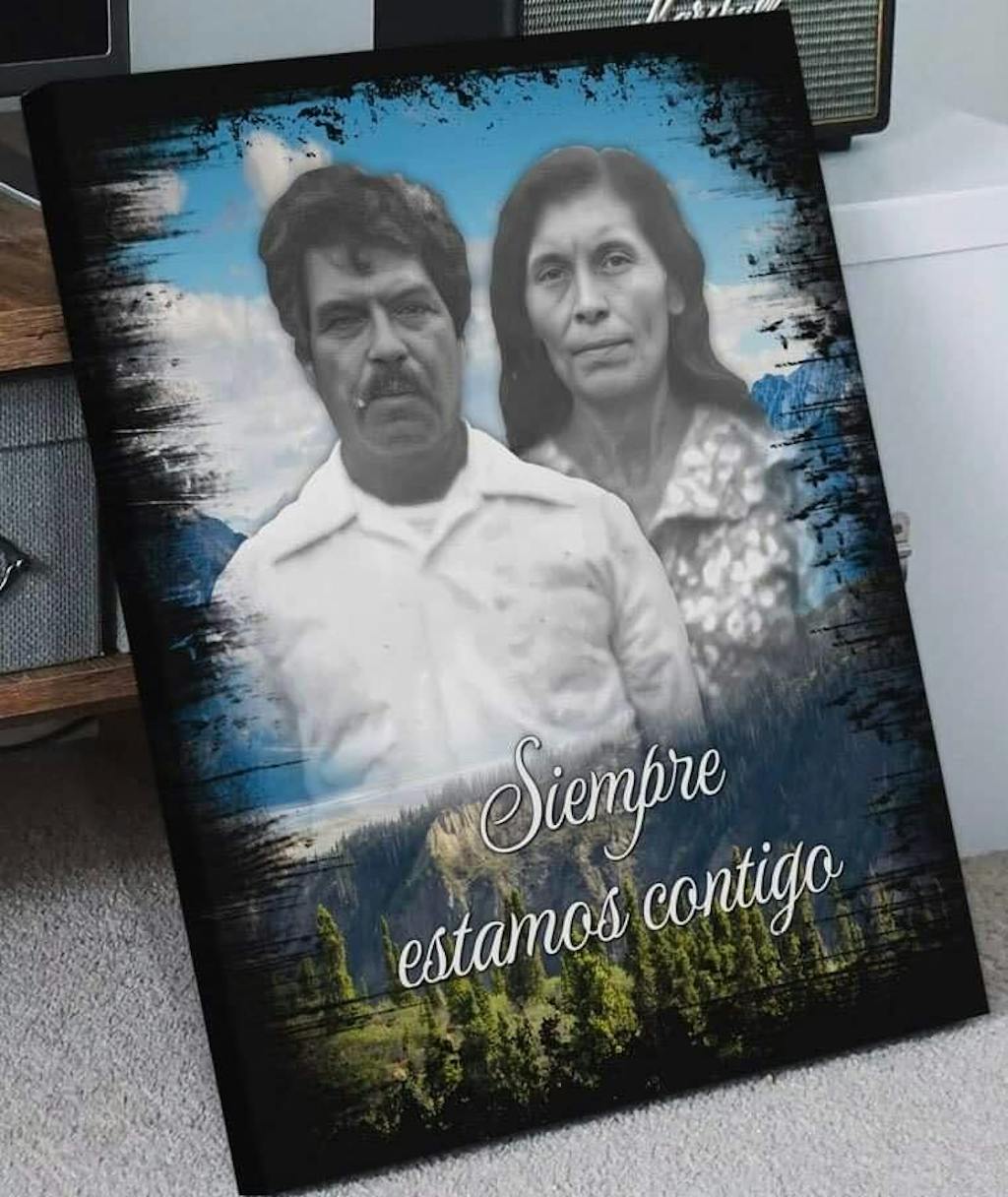 Merge Multiple Photos, Family Portrait, Add Person To Photo, Merge Pictures Canvas, Add Deceased Loved One To Photo