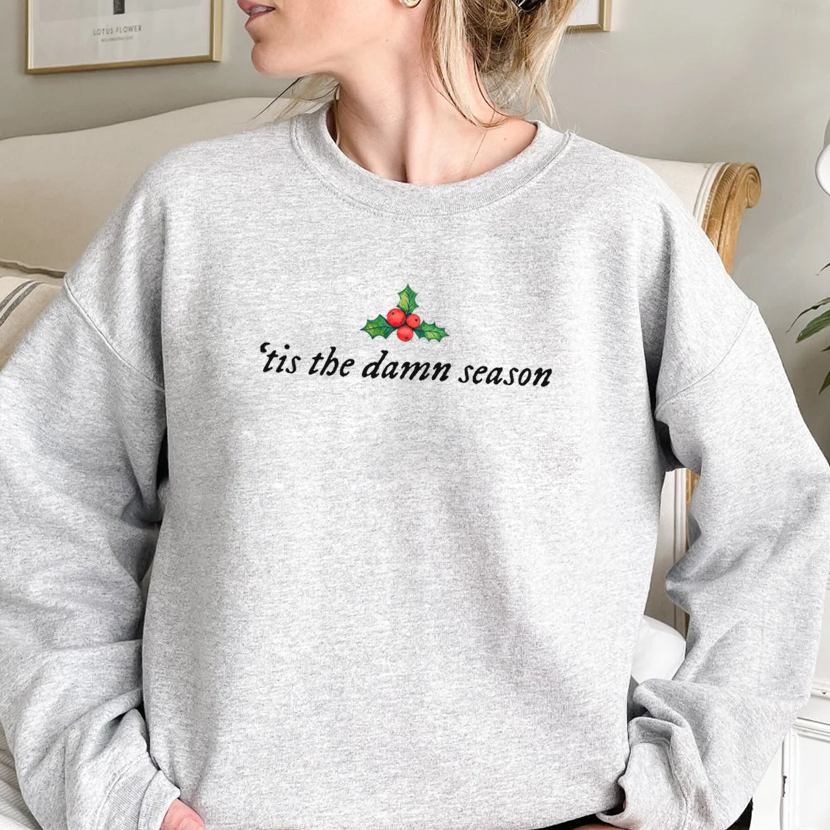 holly leaves christmas sweatshirt hoodie t shirt 1700123612319.jpg