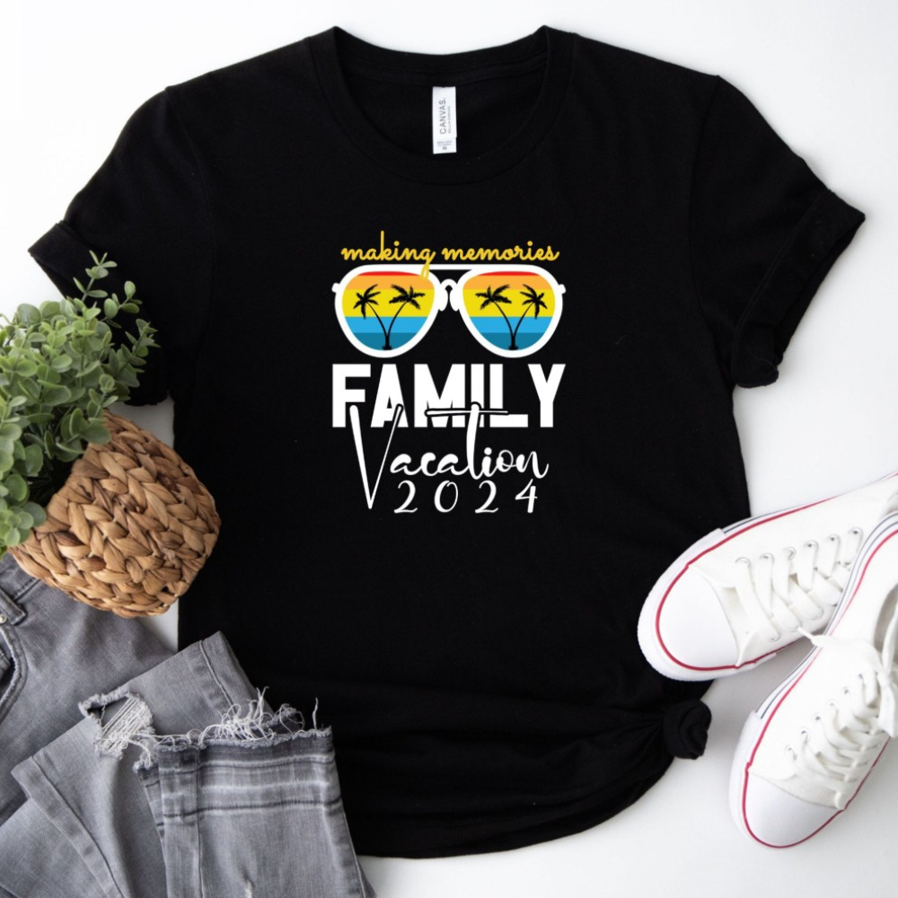 Making Memories Family Vacation 2025 Funny Family Vacation Shirt Gift For Family 1716188802104.png