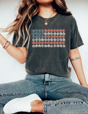 Daisy Retro American Flag Shirt 4th Of July Shirts Womens Fourth Of July Shirtpatriotic Shirt Independence Day Gift Usa Tee 1716781299358.jpg