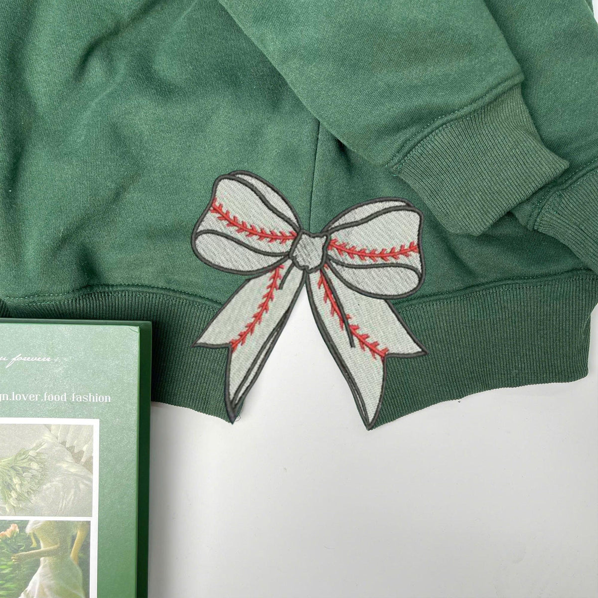 christmas embroidered sweatshirt baseball side bow cut out sweatshirt plaid christmas pullover trendy coquette bow side bow sweatshirt 1730086277822.jpg