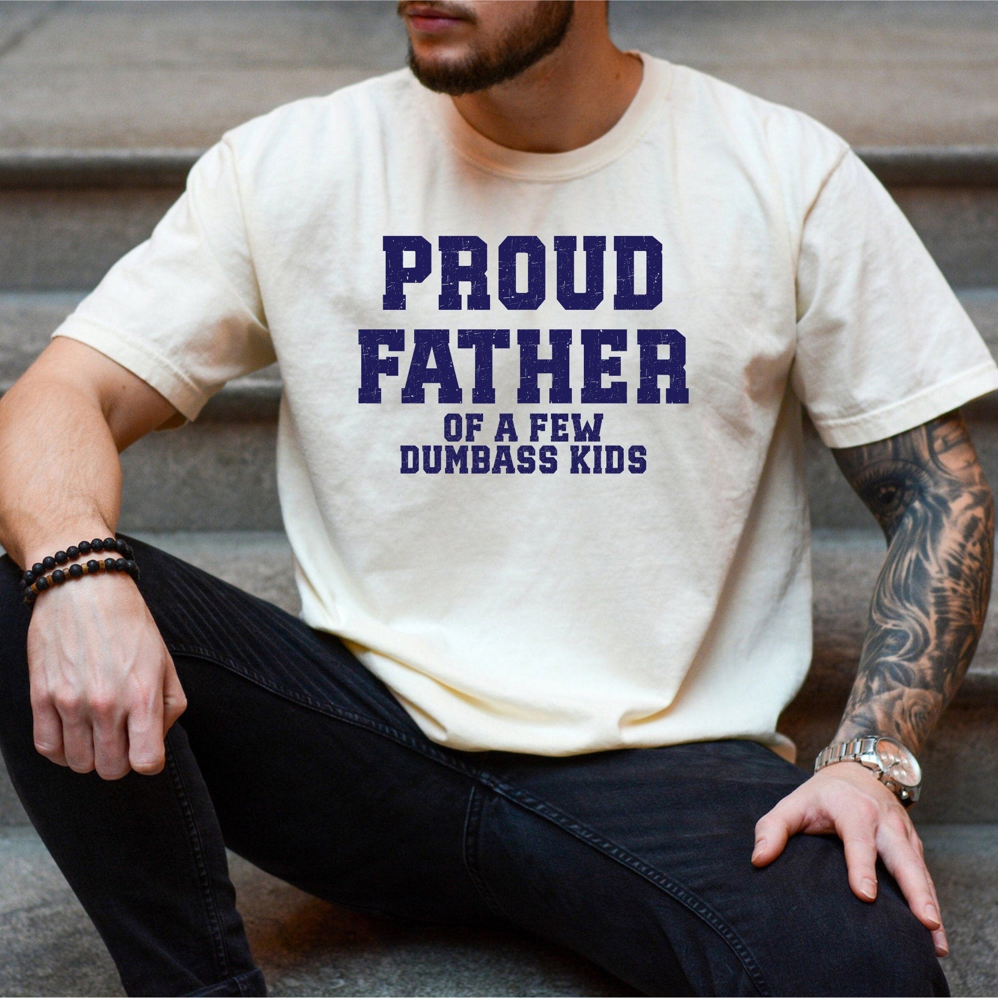funny fathers day shirt proud father of a few dumbass kids mens fathers day tee  sweatshirt 1745480917975.jpg