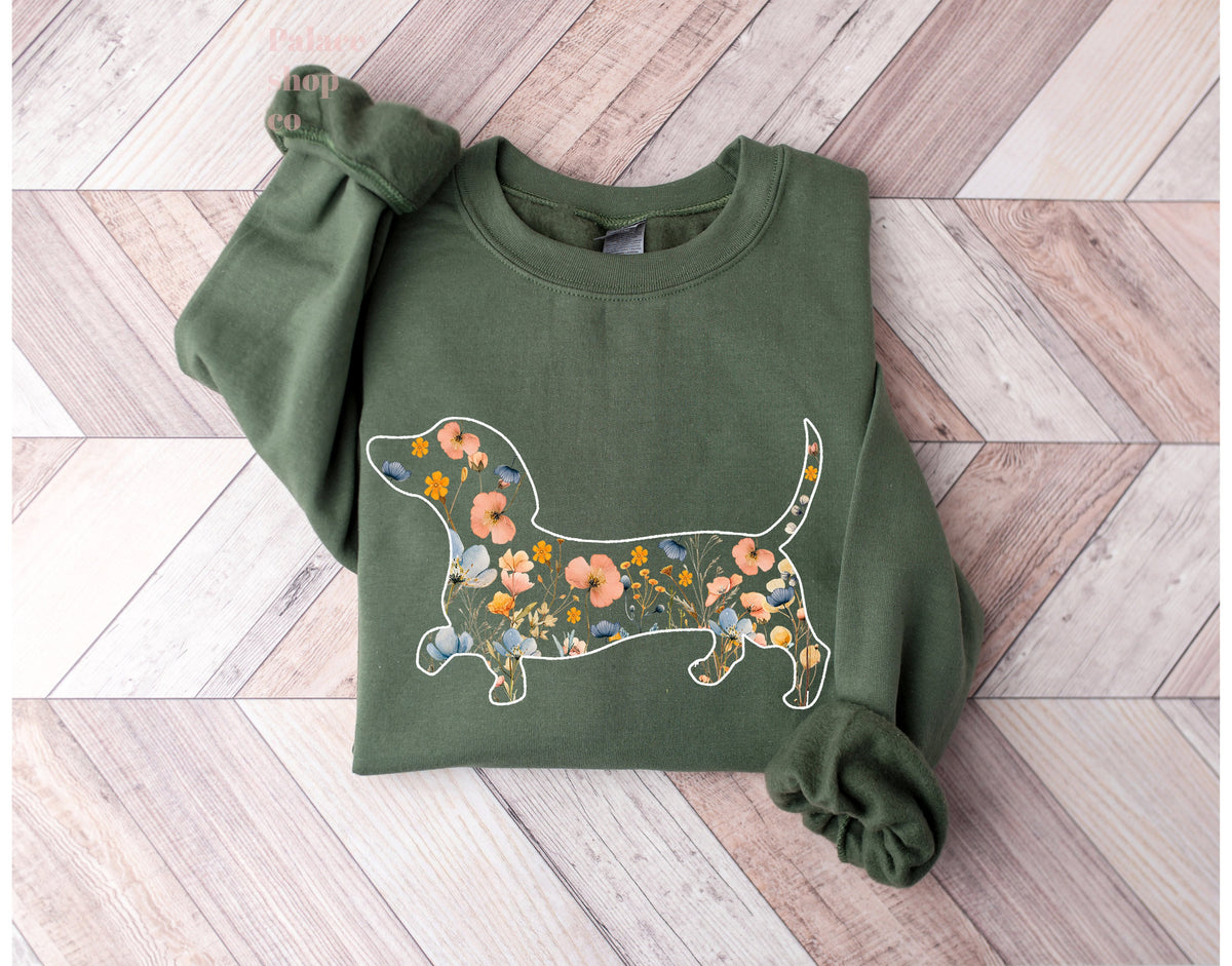 dachshund mom sweatshirt  dachshund personalized sweatshirt  dog personalized gift  dachshundmama gift  dachshund gift 1745811163846.jpg