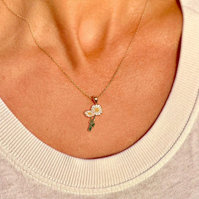 Flower Necklace Daisy Necklace Charm Dainty Gold Necklace Gift For Her Birthday Flower Necklaces For Women Floral April Birth Flower Month 1749113954630.jpg