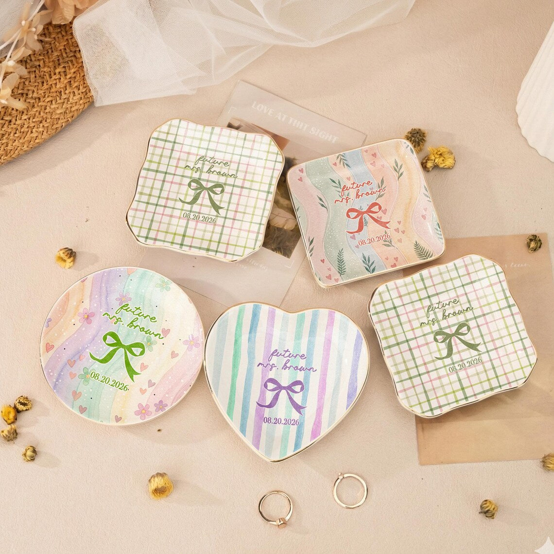 Personalized Bridal Jewelry Tray, Future Mrs Ceramic Ring Dish, Heart Trinket Tray for Bride Engagement Gift 1751299b-4f23-4f27-a5b0-4efb00d86238-7.jpg