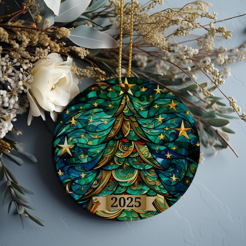Christmas Tree Ornament 2025 Stained Glass Holiday Decoration Elegant Keepsake Gift For Family Coworkers Friends 1757056247513.jpg