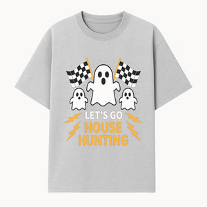 Let's Go House Hunting Ghosts T-Shirt | Fun Halloween Costume | Cute Ghost Design with Checkered Flags | Spooky Home Search Graphique - T-shirt 1758333014906.jpg