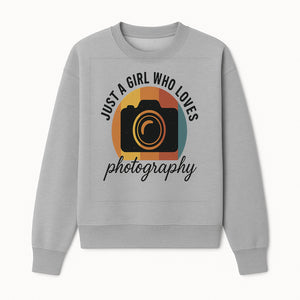 Just a Girl Who Loves Photography Vintage Camera Graphic T-Shirt - Sweatshirt 1758335004188.jpg