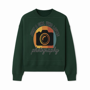 Just a Girl Who Loves Photography Vintage Camera Graphic T-Shirt - Sweatshirt 1758335004673.jpg