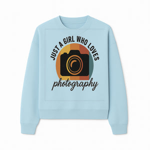 Just a Girl Who Loves Photography Vintage Camera Graphic T-Shirt - Sweatshirt 1758335004942.jpg