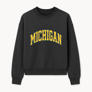 Michigan University Vintage Arch Design T-Shirt, College Apparel, Classic Fan Merchandise, Lightweight Casual Wear - Sweatshirt 1758681900304.jpg