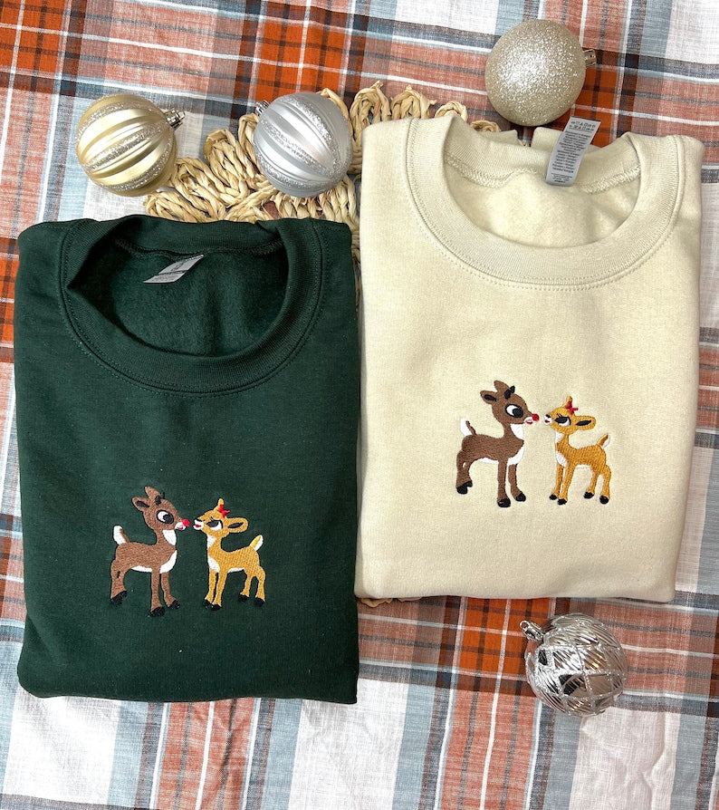 Embroidered Christmas Sweatshirt Retro Reindeer Design 1759737749078.jpg