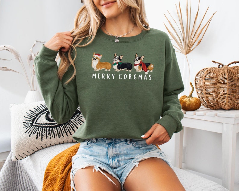 Corgi Christmas Sweatshirt Xmas Corgi Sweatshirt Corgi Mom Sweatshirt Corgi Mom Gift Corgi Lover Gift For Corgi Mom Corgi Lover Crewneck 1761636345395.jpg