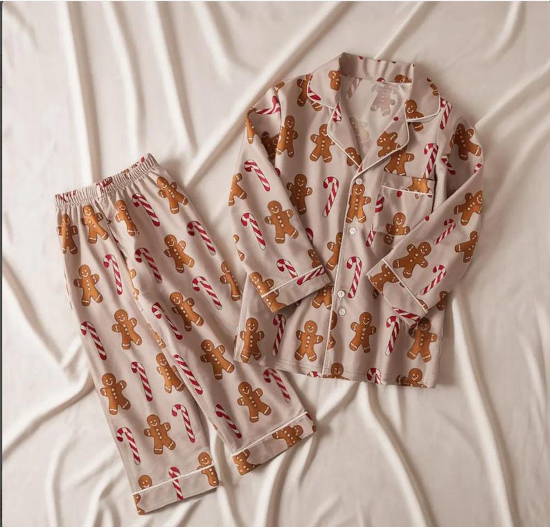 Christmas Pajama Set For Women Satin Long Sleeve Pjs With Gingerbread Man And Candy Cane Print Cozy Holiday Sleepwear Loungewear 1761796379328.jpg
