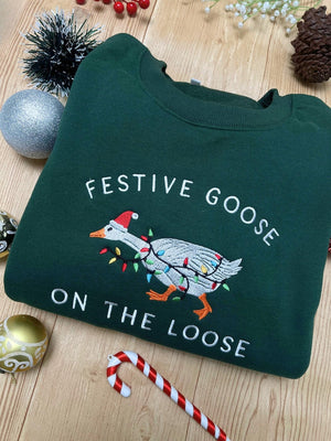 Festive Goose On The Loose Sweatshirt Funny Christmas Goose Shirt Embroidered Holiday Crewneck Ugly Sweater Party Top 1762159547256.jpg