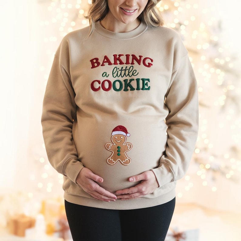Embroidered Xmas Pregnancy Announcement Gift Growing A Little Cookie Funny Baby Reveal Baking A Little Cookie Shirt Pregnancy Sweatshirt 1762831303420.jpg
