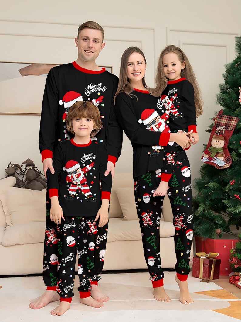 Family Christmas Pajamas Set Matching Black Merry Christmas Santa Pjs Holiday Sleepwear For Kids Adults Baby  Dog Festive Photoshoot 1763021457595.jpg