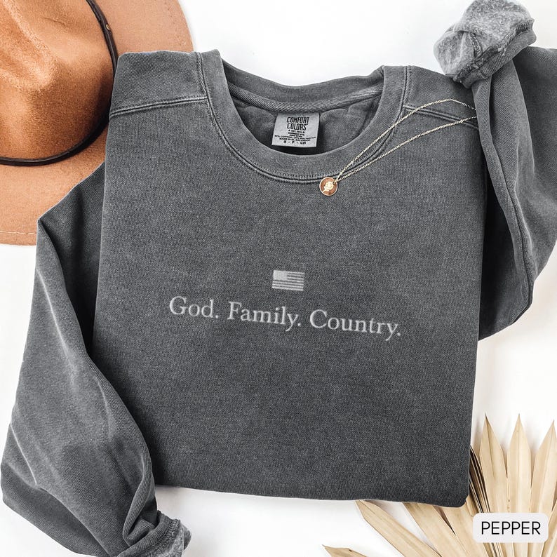 God Family Country Embroidered Sweatshirt With Charlie Kirk Sleeve  Vintage Crewneck American Sweatshirt Christian Sweatshirt 1763174009588.jpg
