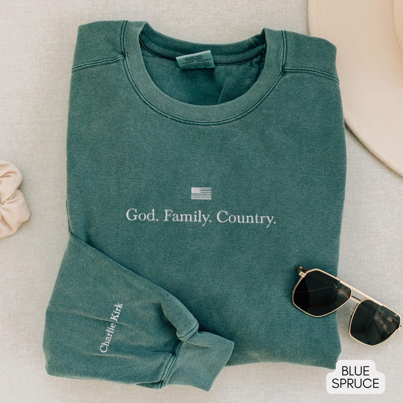 God Family Country Embroidered Sweatshirt With Charlie Kirk Sleeve  Vintage Crewneck American Sweatshirt Christian Sweatshirt 1763174009626.jpg