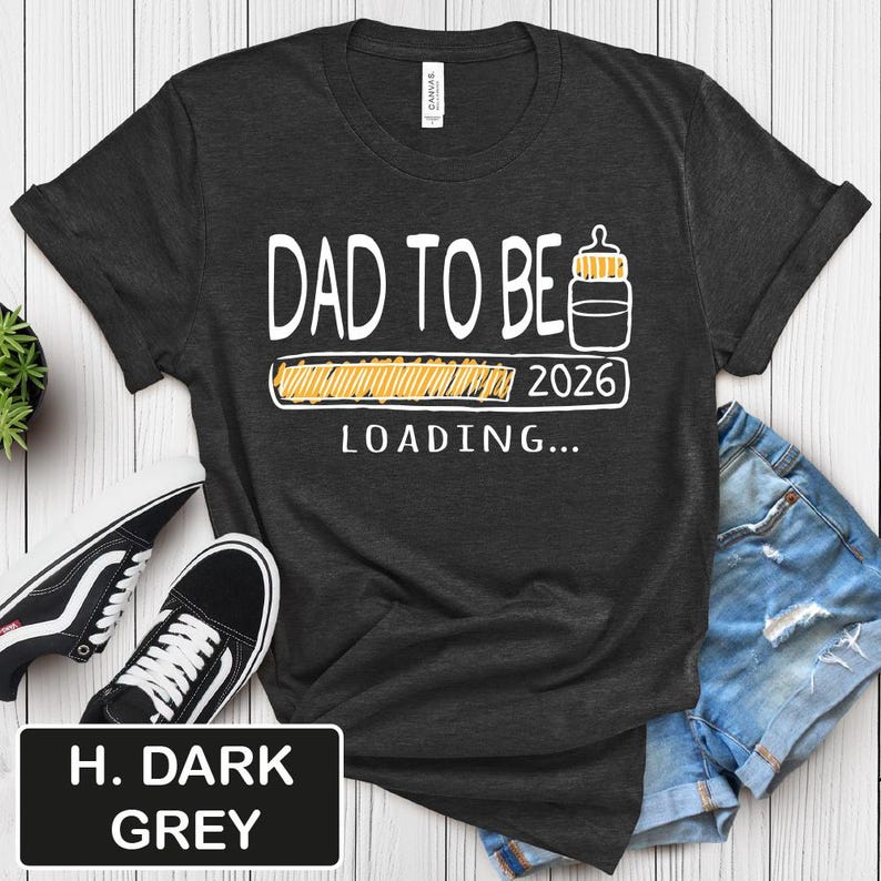 Dad To Be 2026 Shirt Promoted To Daddy Tee New Father Gift Pregnancy Announcement T Shirt Daddy Est 2026 Top 1764748346637.jpg