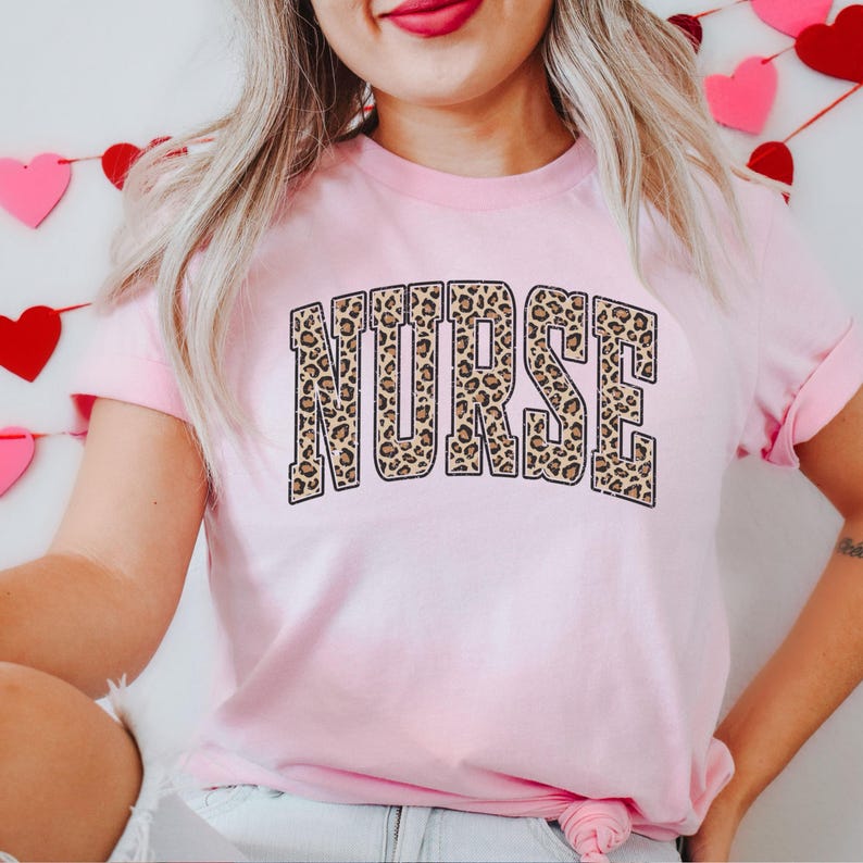 Retro Leopard Nurse Shirt Nurse T Shirt Rn Shirt Nursing School Shirt Registered Nurse Shirt Nurse Gift 1773114078522.jpg