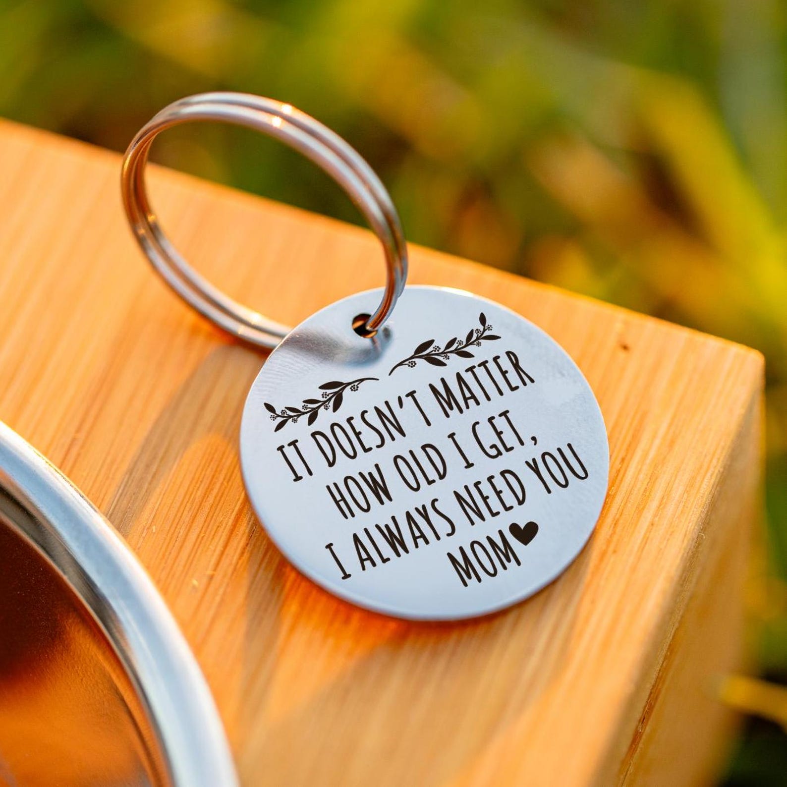 I Need You Mom Keychain Charm Gifts For Mom Mom Gifts Small Gifts For Mom Mothers Day Gifts For Mom From Daughter Sonmom Birthday Gift 1776653764364.jpg
