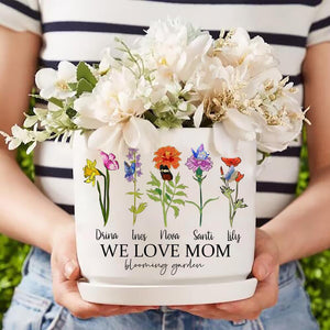Mother's Day Gift Personalized Grandma's Garden Outdoor Flower Pot With Grandkids Name and Birth Flower For Mother's Day